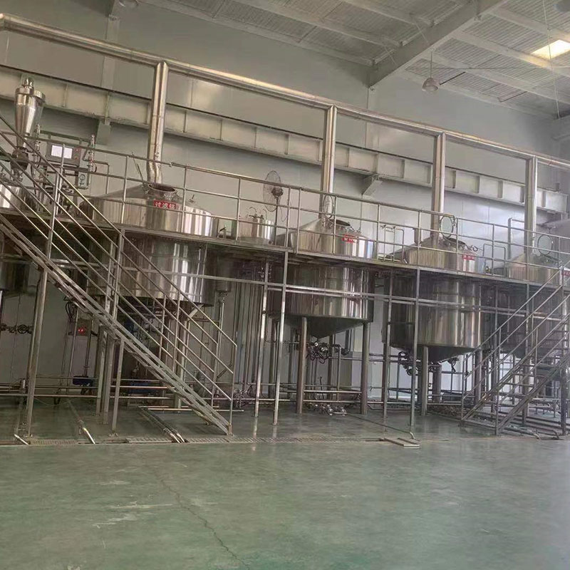 鲤城精酿啤酒设备厂—平面布置、设备设计、制造、调试、培训等一条龙服务_COPY